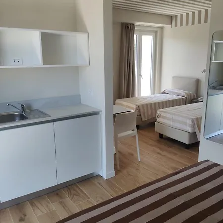 Hotel Dependance Nazionale 4*