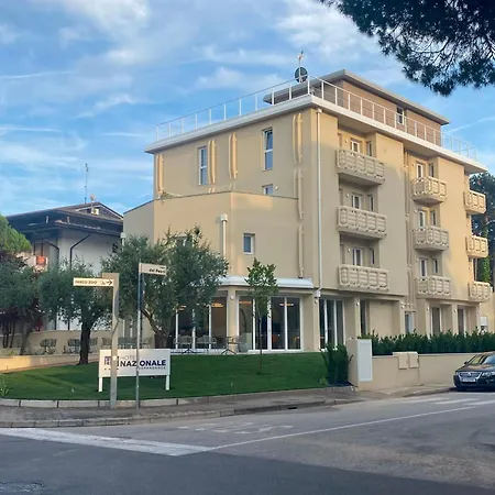 Dependance Nazionale 4*