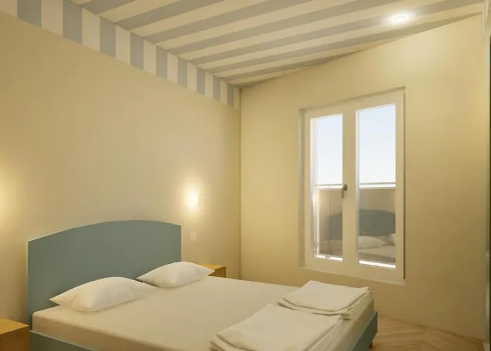 Dependance Meuble Nazionale 4*